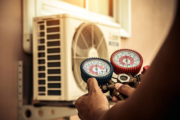 Professional Hvac technician working in Framingham, MA